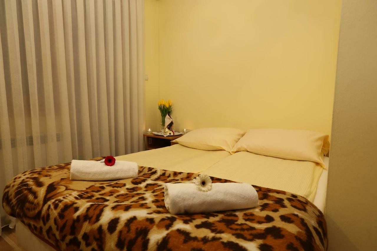 Malgosia - 10 Minut Na Piechote Do Stoku Narciarskiego I Basenow Termalnych Bania Białka Tatrzańska Room photo