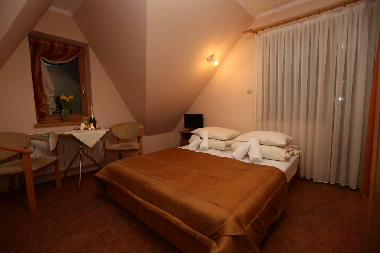 Malgosia - 10 Minut Na Piechote Do Stoku Narciarskiego I Basenow Termalnych Bania Białka Tatrzańska Exterior photo